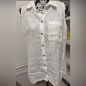 Chico's White Sleeveless Button Down Shirt